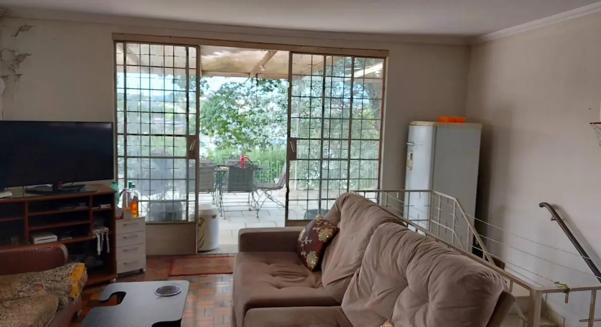 Foto 8 de Casa de Condomínio à venda, 1000m2 em Arujázinho IV, Aruja - SP