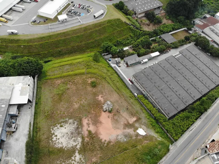 Foto 3 de Terreno / Lote à venda, 10500m2 em Parque São Pedro, Itaquaquecetuba - SP