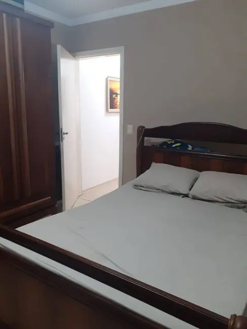 Foto 6 de Casa com 2 quartos à venda, 136m2 em Jordanópolis, Aruja - SP