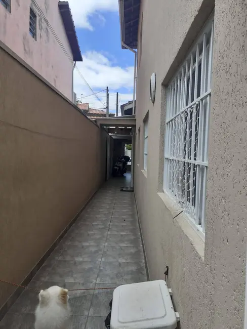 Foto 9 de Casa com 2 quartos à venda, 136m2 em Jordanópolis, Aruja - SP