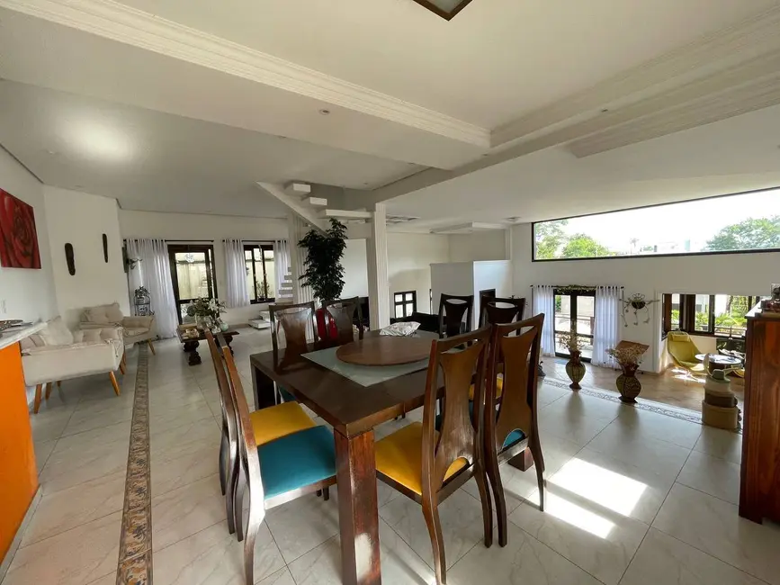 Foto 9 de Casa de Condomínio com 3 quartos à venda e para alugar, 450m2 em Aruja - SP