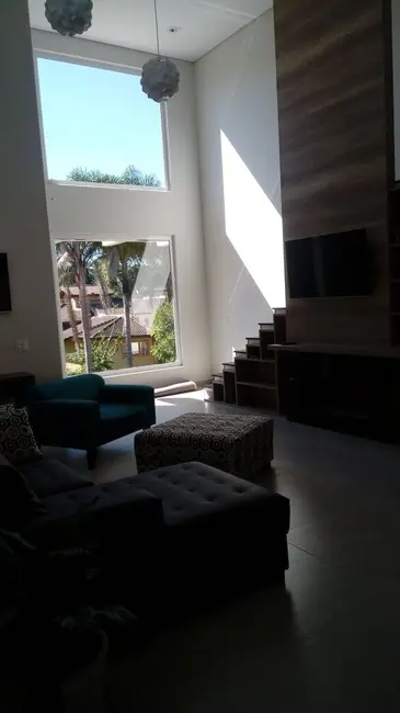 Casa de Condomínio com 3 quartos à venda, 800m2 em Santa Isabel - SP - imagem 5 Foto 5 de Casa de Condomínio com 3 quartos à venda, 800m2 em Santa Isabel - SP