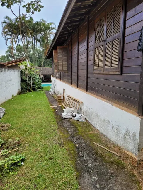 Foto 7 de Casa de Condomínio com 3 quartos à venda, 1271m2 em Aruja - SP