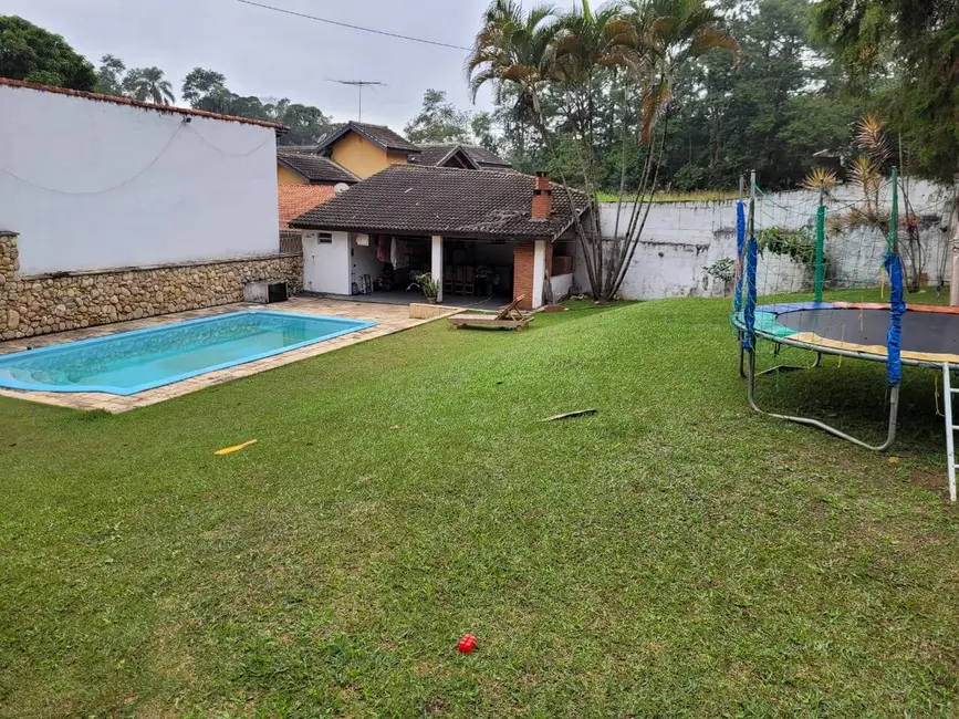 Foto 6 de Casa de Condomínio com 3 quartos à venda, 1271m2 em Aruja - SP