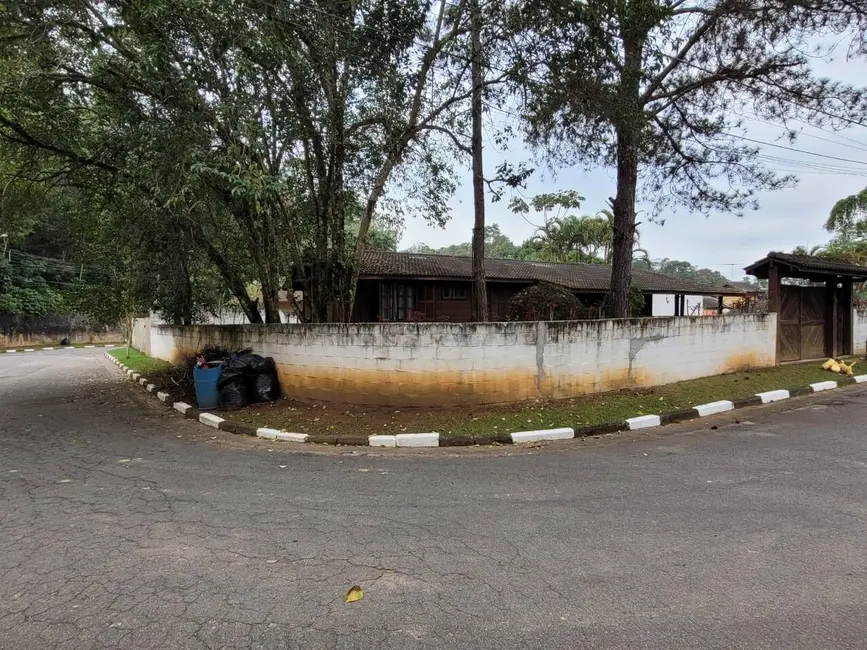 Foto 4 de Casa de Condomínio com 3 quartos à venda, 1271m2 em Aruja - SP