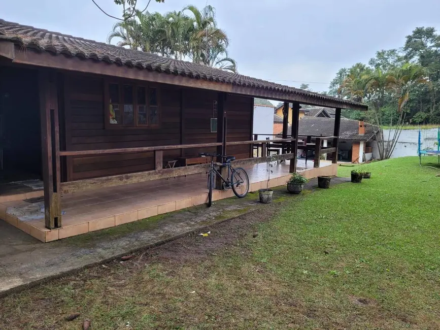 Foto 2 de Casa de Condomínio com 3 quartos à venda, 1271m2 em Aruja - SP
