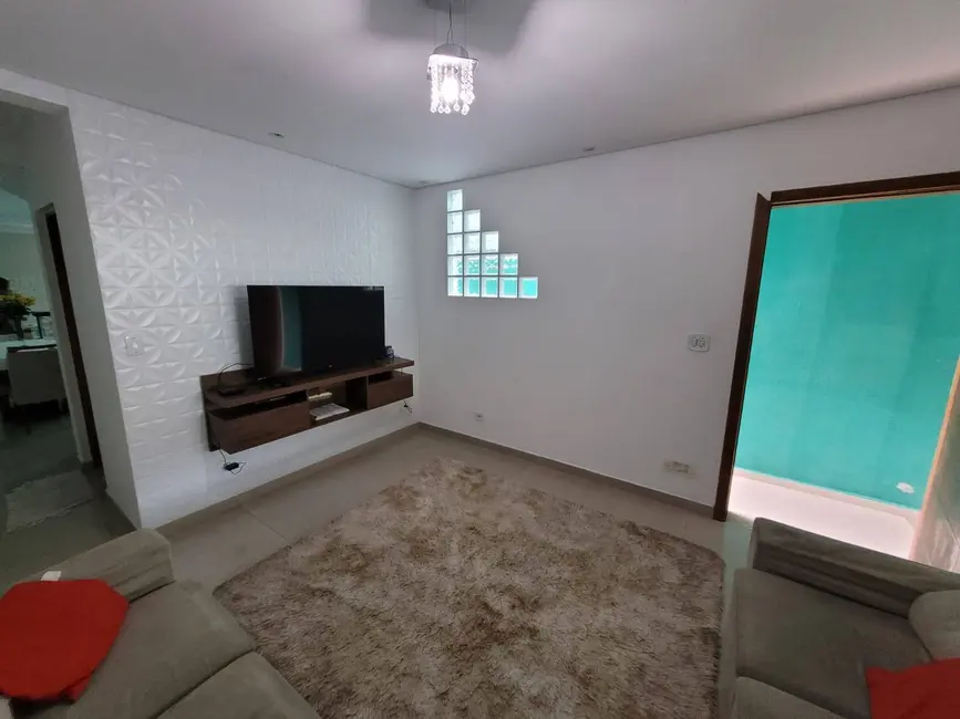 Foto 4 de Casa com 4 quartos à venda, 125m2 em Parque Rodrigo Barreto, Aruja - SP