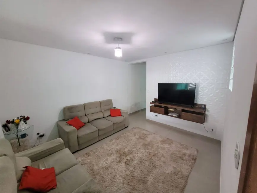 Foto 3 de Casa com 4 quartos à venda, 125m2 em Parque Rodrigo Barreto, Aruja - SP