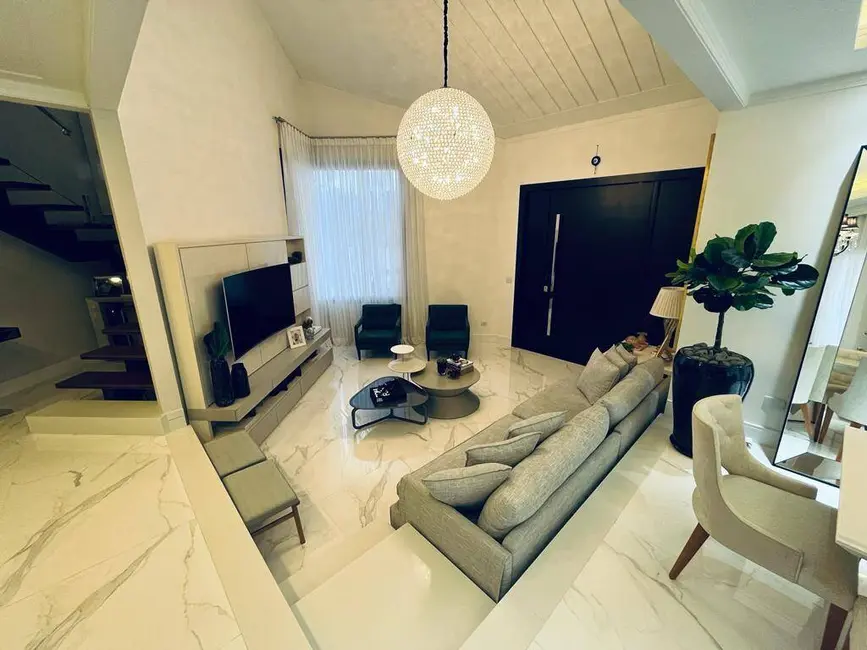 Foto 9 de Casa de Condomínio com 3 quartos à venda, 600m2 em Jardim Fazenda Rincão, Aruja - SP