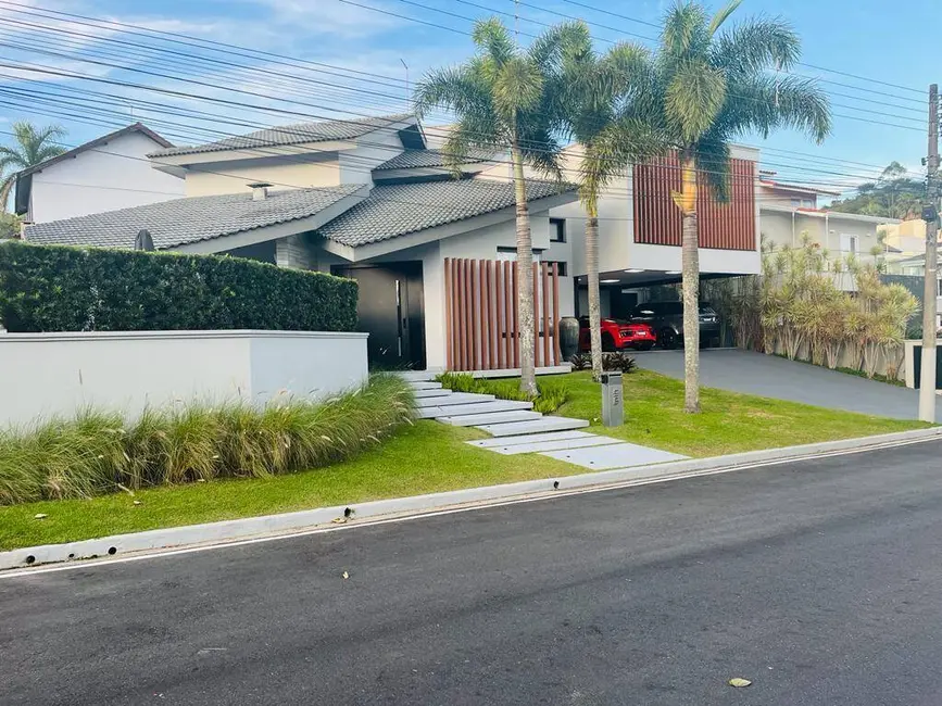Foto 2 de Casa de Condomínio com 3 quartos à venda, 600m2 em Jardim Fazenda Rincão, Aruja - SP