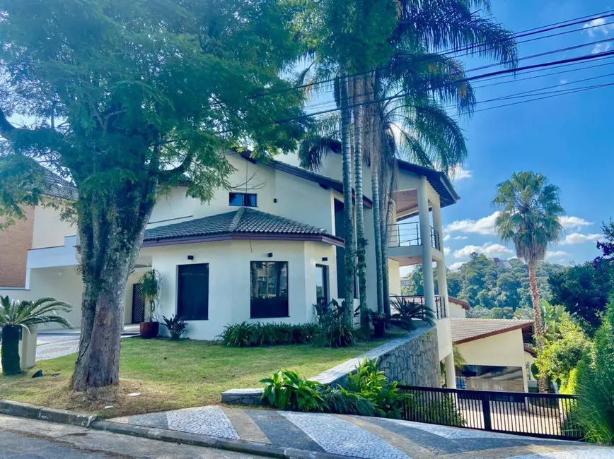 Casa de Condomínio com 3 quartos à venda e para alugar, 1225m2 em Arujázinho I, II e III, Aruja - SP - imagem 2 Foto 2 de Casa de Condomínio com 3 quartos à venda e para alugar, 1225m2 em Arujázinho I, II e III, Aruja - SP