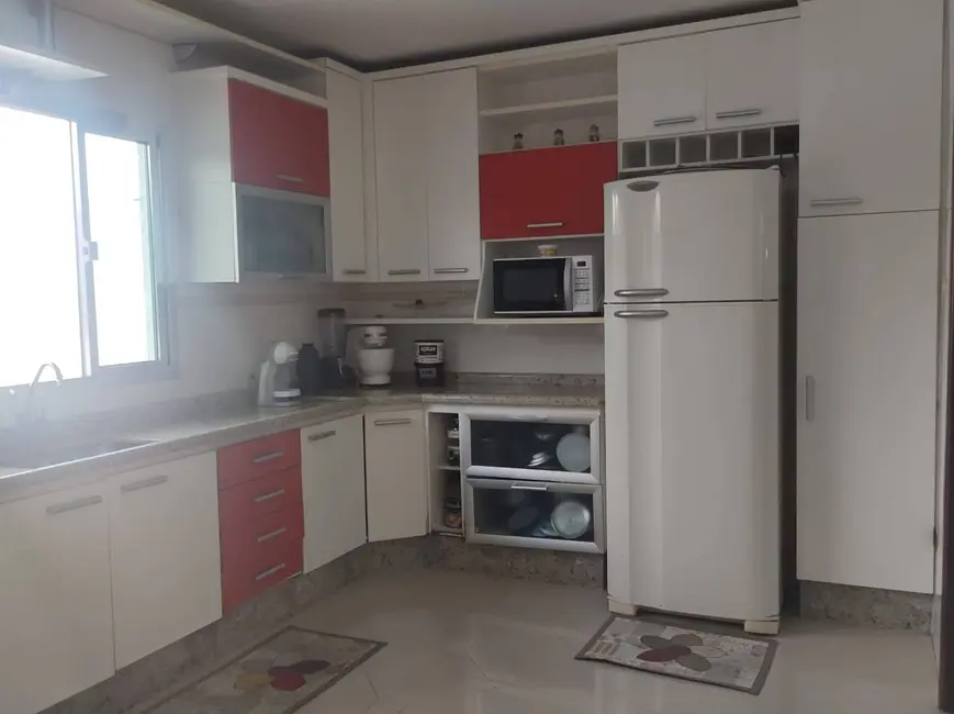 Foto 6 de Casa de Condomínio com 4 quartos à venda, 300m2 em Aruja - SP