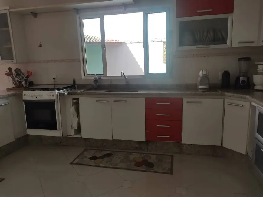 Foto 7 de Casa de Condomínio com 4 quartos à venda, 300m2 em Aruja - SP