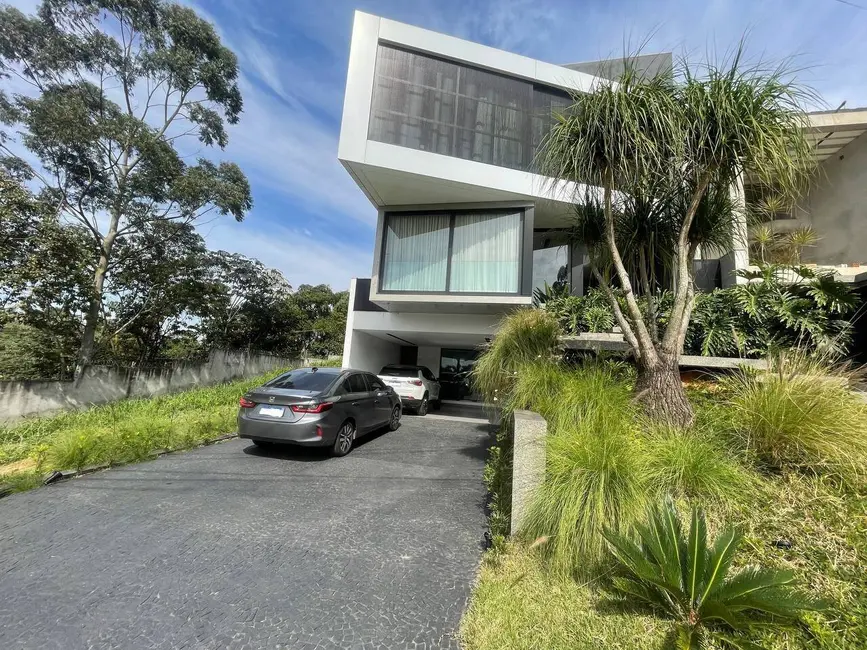 Foto 1 de Casa de Condomínio com 3 quartos à venda, 407m2 em Residencial Real Park, Aruja - SP