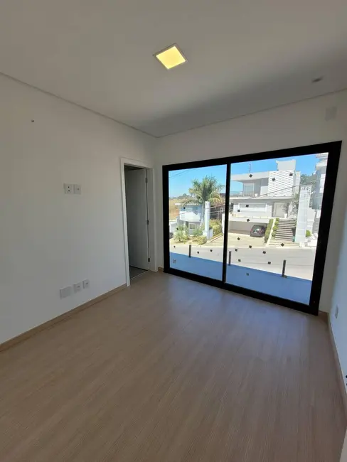 Foto 9 de Casa de Condomínio com 4 quartos à venda, 304m2 em Residencial Real Park, Aruja - SP