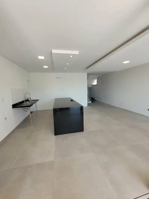 Foto 5 de Casa de Condomínio com 4 quartos à venda, 304m2 em Residencial Real Park, Aruja - SP