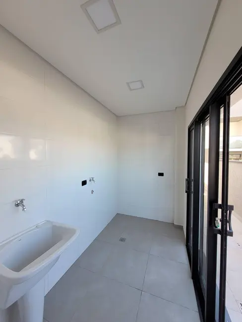 Foto 7 de Casa de Condomínio com 4 quartos à venda, 351m2 em Residencial Real Park, Aruja - SP