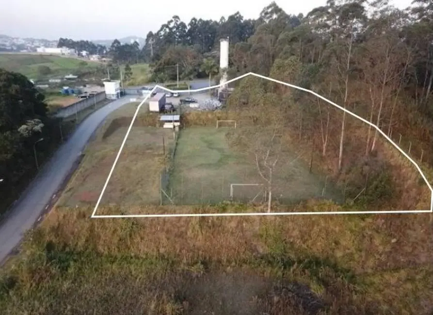 Foto 3 de Terreno / Lote à venda, 5165m2 em Laranja Azeda, Aruja - SP