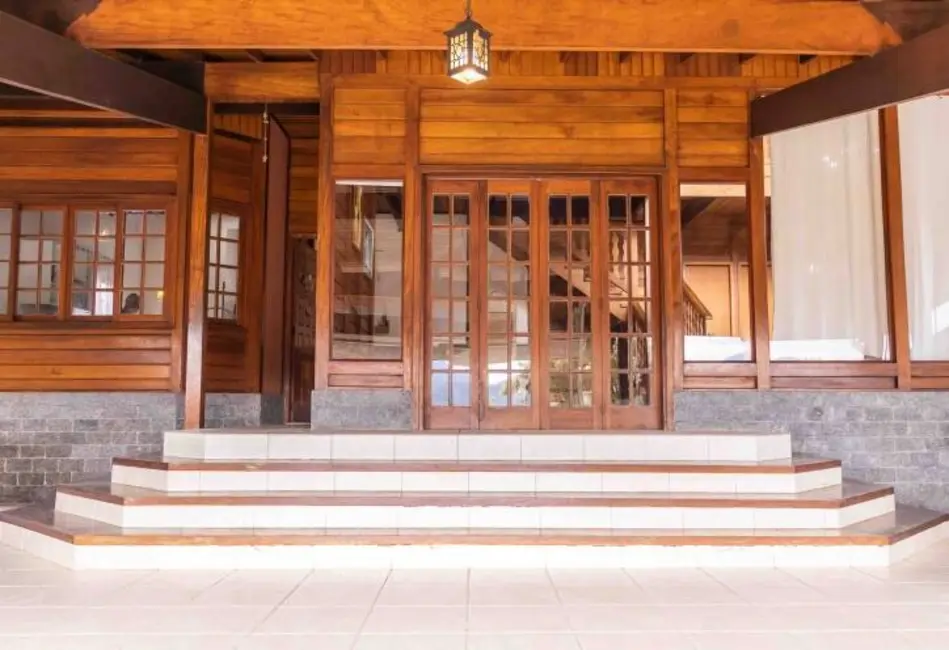 Casa de Condomínio com 4 quartos à venda e para alugar, 806m2 em Santa Isabel - SP - imagem 3 Foto 3 de Casa de Condomínio com 4 quartos à venda e para alugar, 806m2 em Santa Isabel - SP