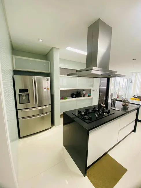 Foto 3 de Casa de Condomínio com 4 quartos à venda, 600m2 em Aruja - SP