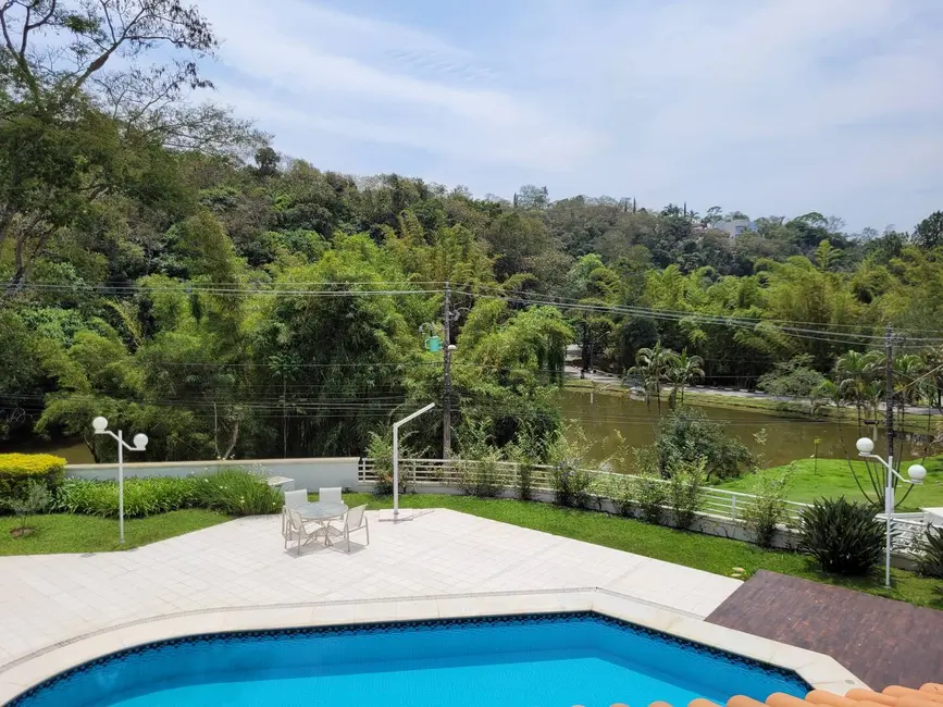 Foto 3 de Casa de Condomínio com 4 quartos à venda em Aruja - SP