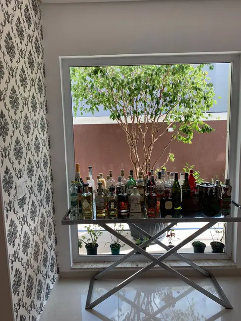 Foto 9 de Casa de Condomínio com 3 quartos à venda, 300m2 em Aruja - SP