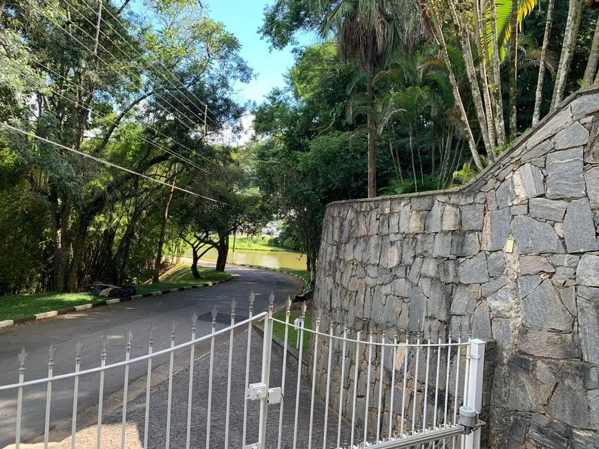 Casa de Condomínio com 4 quartos à venda, 1860m2 em Aruja - SP - imagem 6 Foto 6 de Casa de Condomínio com 4 quartos à venda, 1860m2 em Aruja - SP