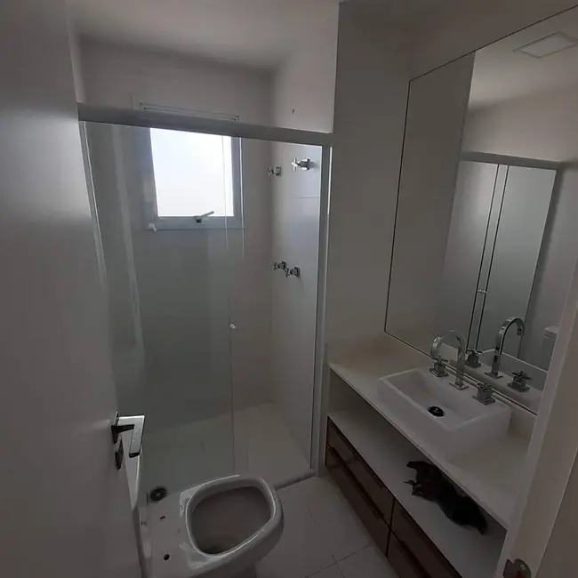 Apartamento com 3 quartos para alugar, 99m2 em Jardim Renata, Aruja - SP - imagem 8 Foto 8 de Apartamento com 3 quartos para alugar, 99m2 em Jardim Renata, Aruja - SP