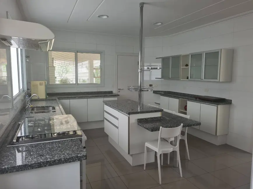 Foto 2 de Casa de Condomínio com 4 quartos à venda, 715m2 em Arujázinho IV, Aruja - SP