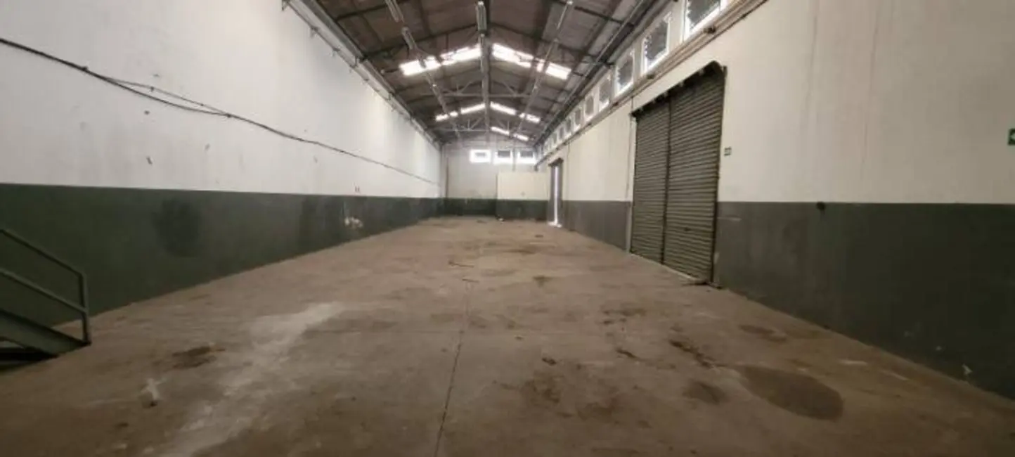 Foto 9 de Armazém / Galpão à venda e para alugar, 1115m2 em Parque São Pedro, Itaquaquecetuba - SP