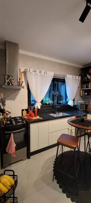 Casa de Condomínio com 4 quartos à venda, 300m2 em Aruja - SP - imagem 8 Foto 8 de Casa de Condomínio com 4 quartos à venda, 300m2 em Aruja - SP