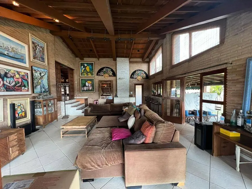 Foto 2 de Casa de Condomínio com 4 quartos à venda, 2300m2 em Aruja - SP