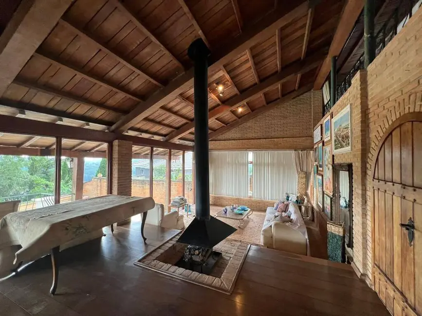 Foto 6 de Casa de Condomínio com 4 quartos à venda, 2300m2 em Aruja - SP