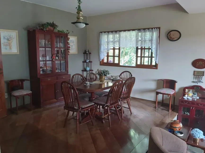 Casa de Condomínio com 3 quartos à venda, 1080m2 em Arujázinho I, II e III, Aruja - SP - imagem 7 Foto 7 de Casa de Condomínio com 3 quartos à venda, 1080m2 em Arujázinho I, II e III, Aruja - SP