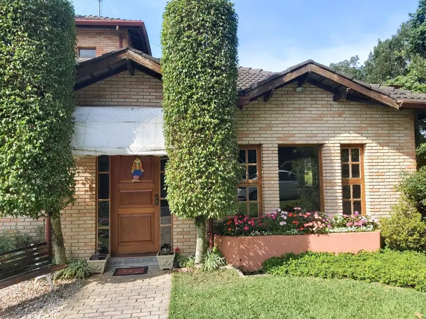 Foto 1 de Casa de Condomínio com 3 quartos à venda, 1080m2 em Arujázinho I, II e III, Aruja - SP