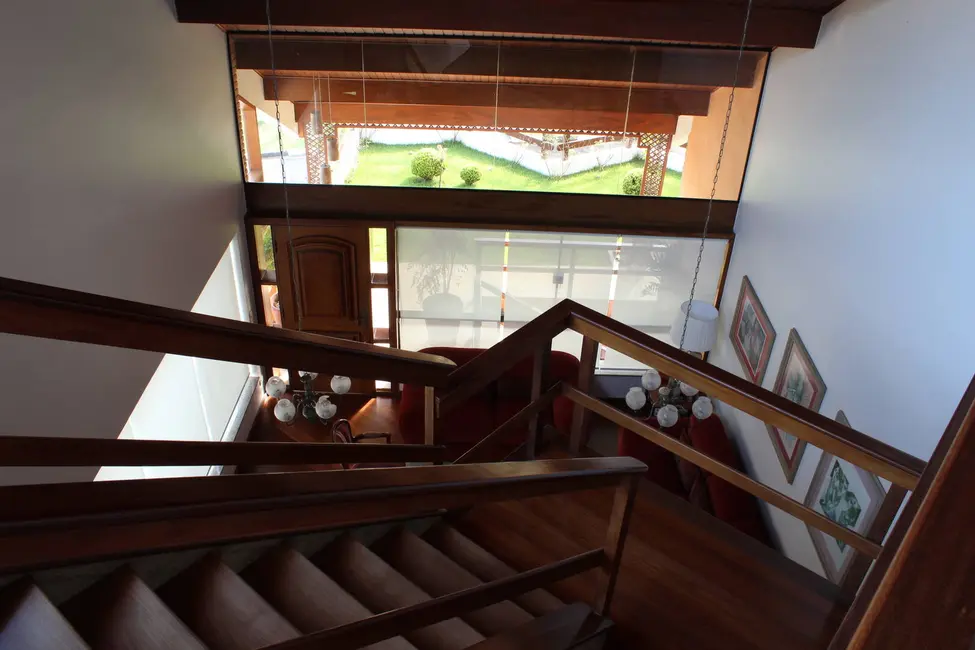 Foto 4 de Casa de Condomínio com 4 quartos à venda, 2000m2 em Aruja - SP