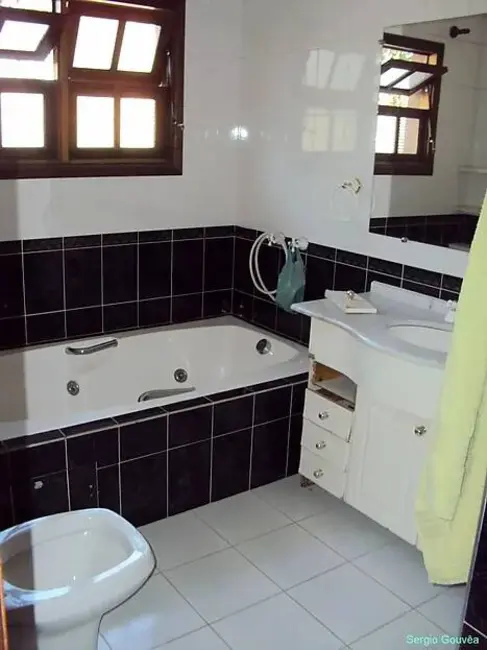 Foto 6 de Chácara com 7 quartos à venda, 2835m2 em Arujázinho I, II e III, Aruja - SP