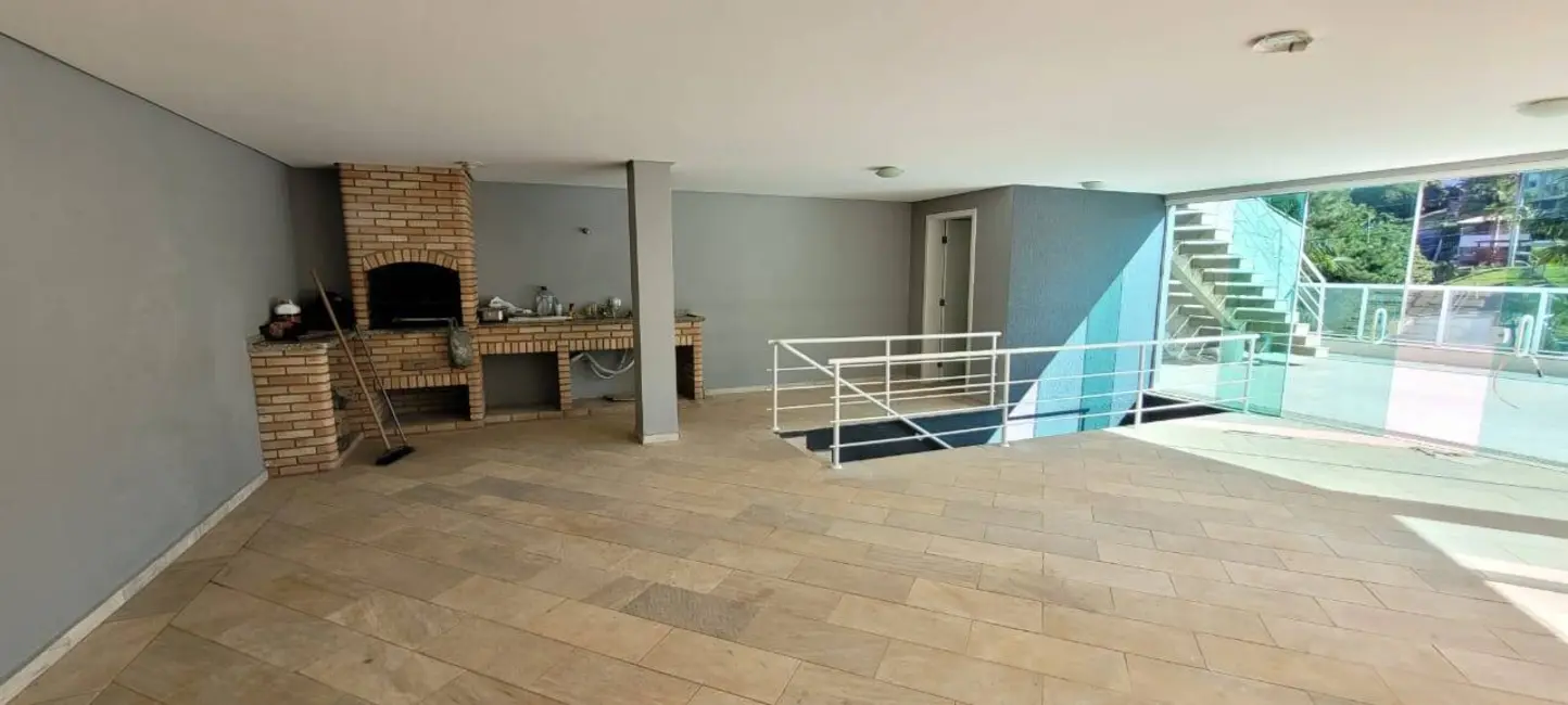 Foto 5 de Casa de Condomínio com 5 quartos à venda, 1200m2 em Arujázinho I, II e III, Aruja - SP