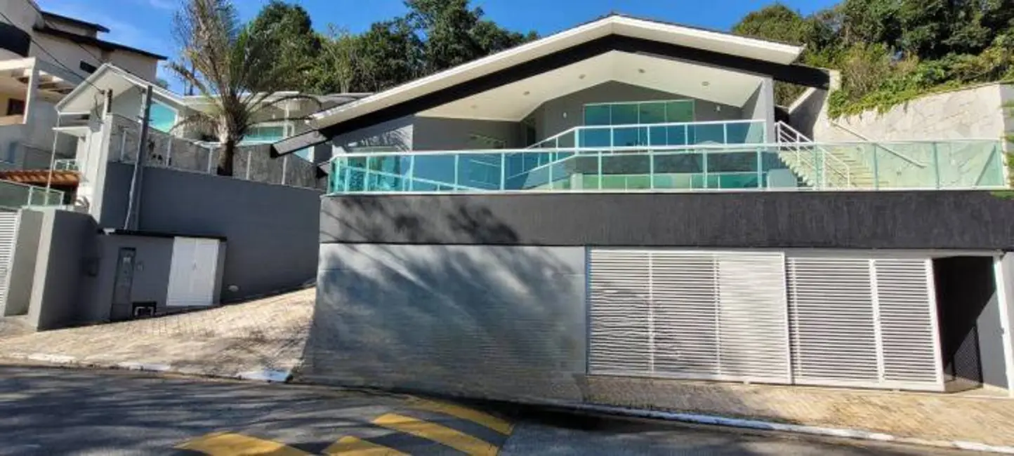 Foto 1 de Casa de Condomínio com 5 quartos à venda, 1200m2 em Arujázinho I, II e III, Aruja - SP