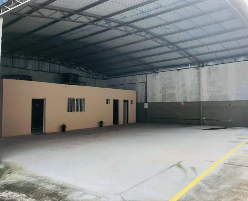 Foto 3 de Armazém / Galpão à venda, 1000m2 em Chácaras Copaco, Aruja - SP