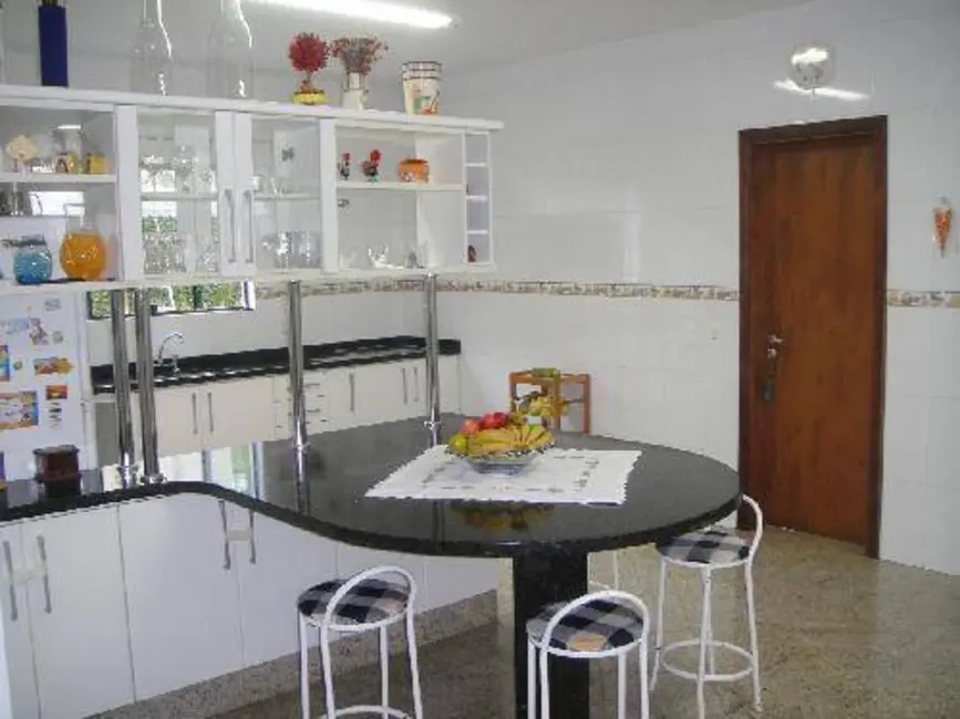 Casa de Condomínio com 4 quartos à venda em Arujá Country Club, Aruja - SP - imagem 7 Foto 7 de Casa de Condomínio com 4 quartos à venda em Arujá Country Club, Aruja - SP