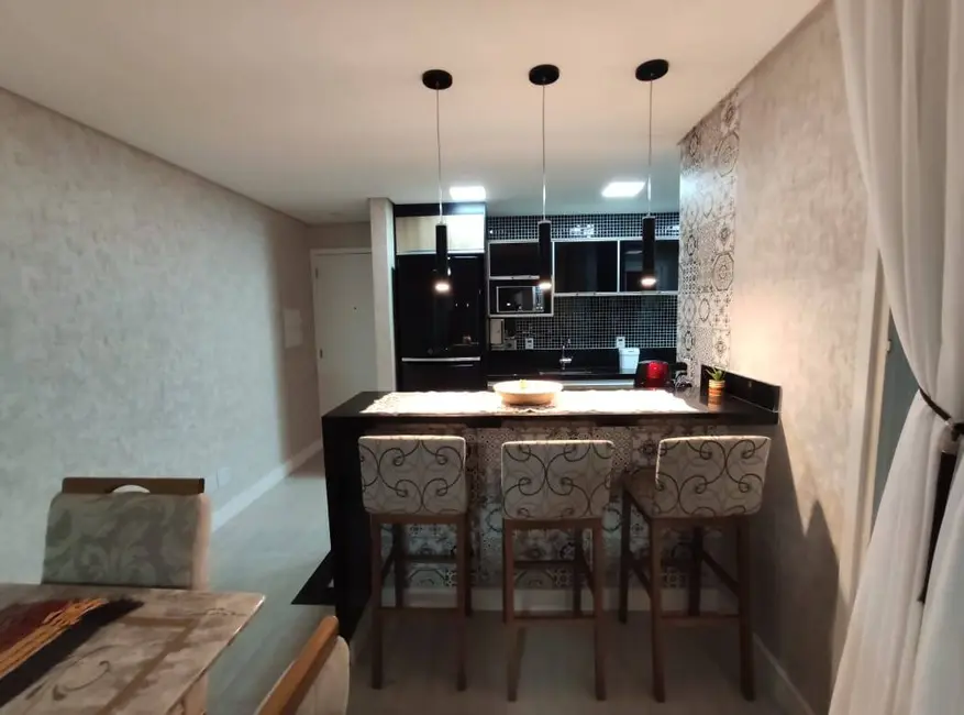 Foto 7 de Apartamento com 3 quartos à venda, 76m2 em Jardim das Cerejeiras, Aruja - SP