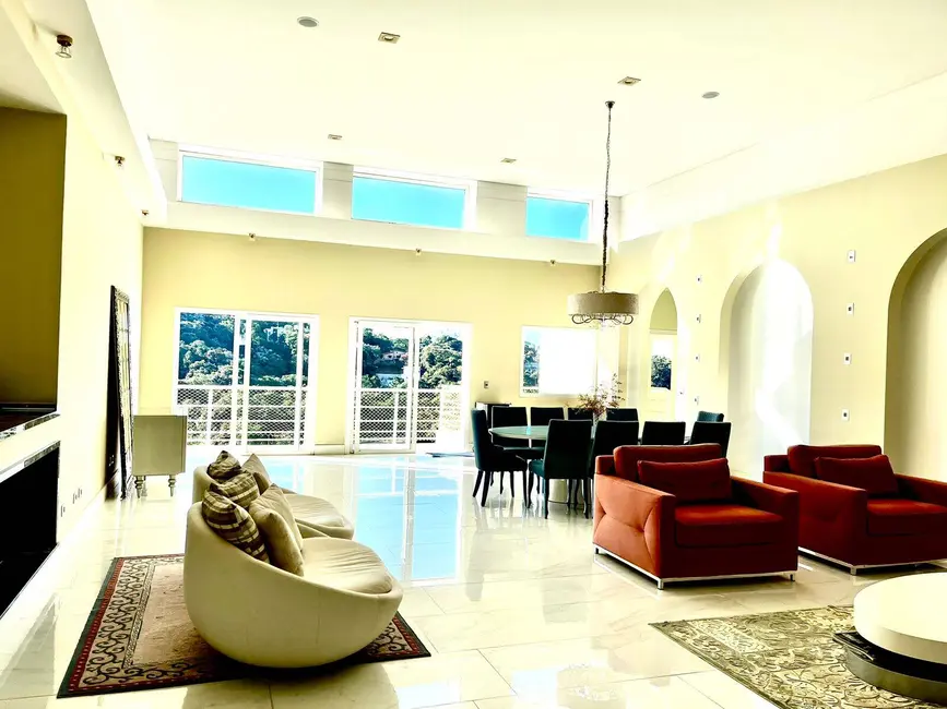 Foto 3 de Casa de Condomínio com 4 quartos à venda, 2324m2 em Jardim Planalto, Aruja - SP