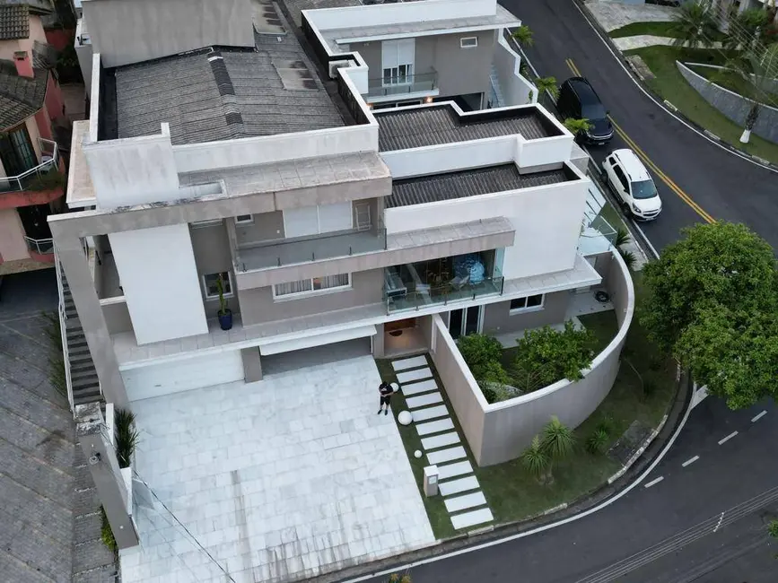 Foto 2 de Casa com 5 quartos à venda, 650m2 em Jardim Fazenda Rincão, Aruja - SP