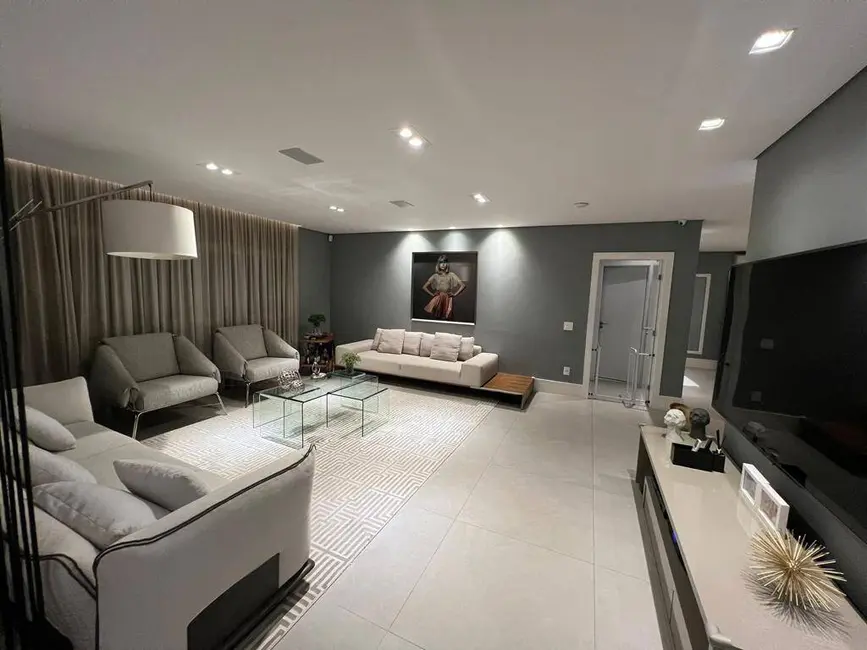 Foto 5 de Casa com 5 quartos à venda, 650m2 em Jardim Fazenda Rincão, Aruja - SP