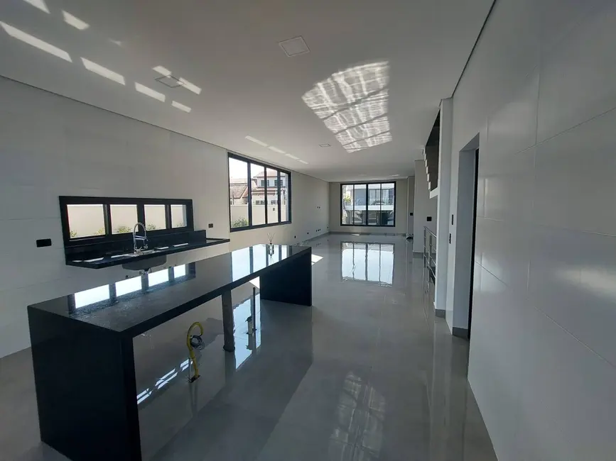 Foto 5 de Casa de Condomínio com 3 quartos à venda, 306m2 em Jardim das Cerejeiras, Aruja - SP