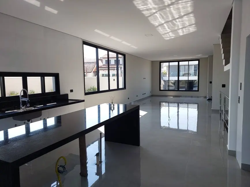 Foto 6 de Casa de Condomínio com 3 quartos à venda, 306m2 em Jardim das Cerejeiras, Aruja - SP