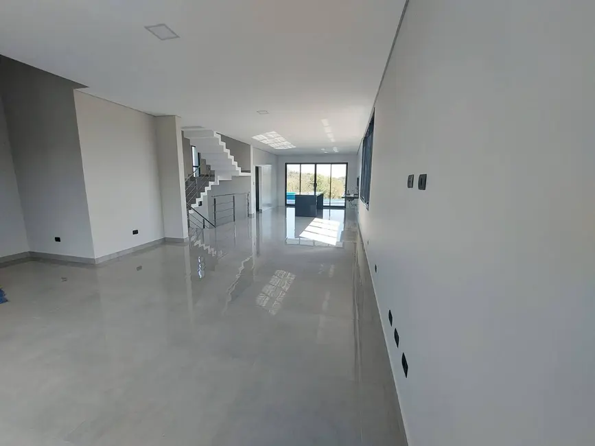 Foto 4 de Casa de Condomínio com 3 quartos à venda, 306m2 em Jardim das Cerejeiras, Aruja - SP