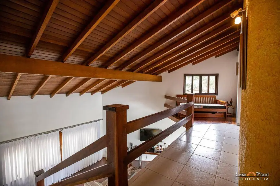 Foto 5 de Casa com 3 quartos à venda, 764m2 em Ubatuba - SP