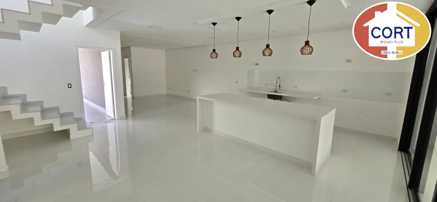 Casa com 4 quartos à venda, 300m2 em Residencial Real Park, Aruja - SP - imagem 7 Foto 7 de Casa com 4 quartos à venda, 300m2 em Residencial Real Park, Aruja - SP